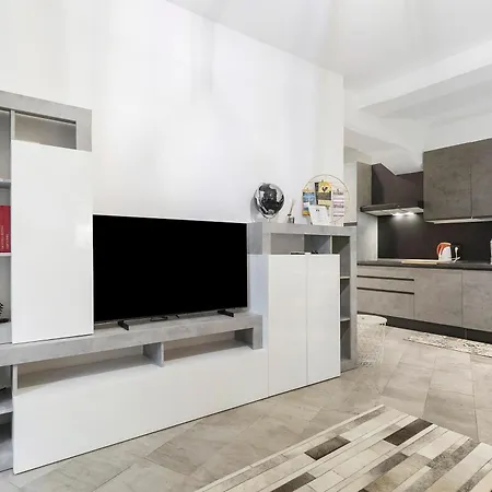 Moderno Con Posto Auto Appartement Florence